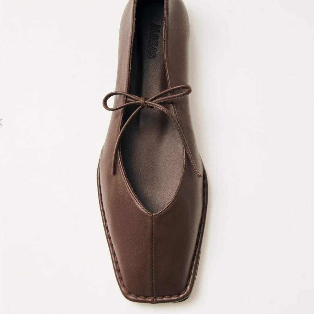 ALOHAS Ballet flats